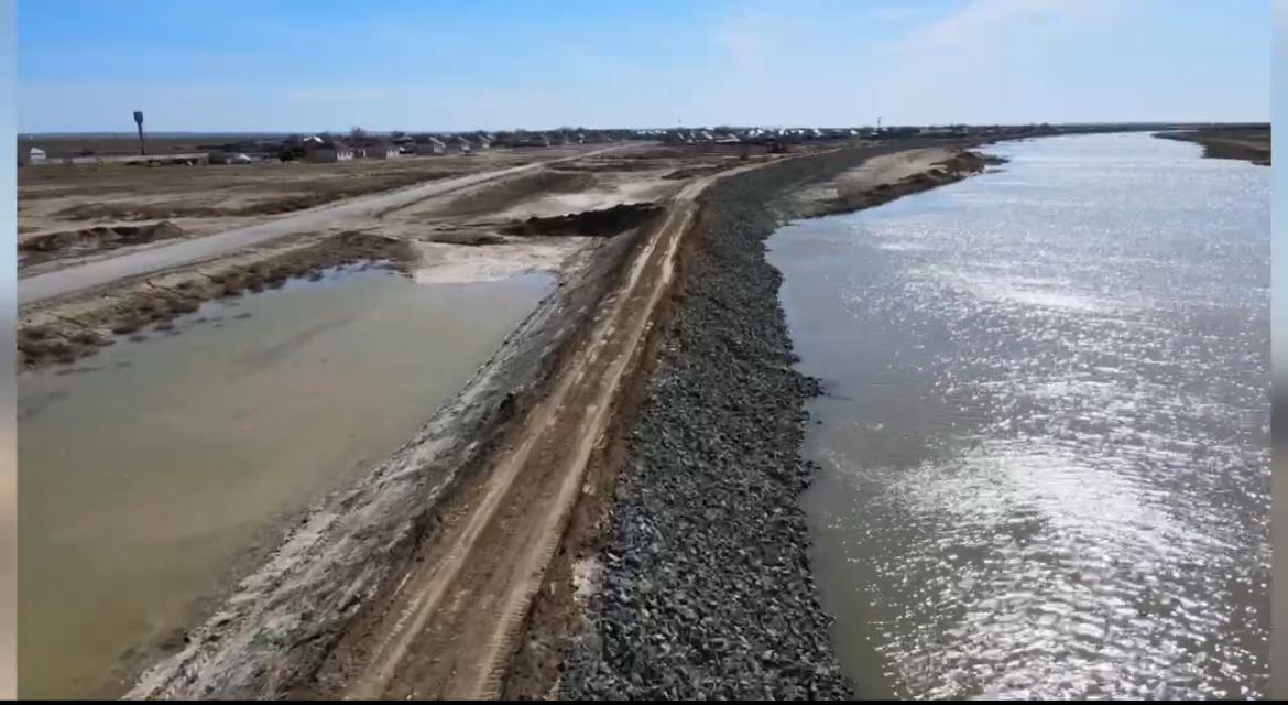 Ақтөбе облысында су тасқынынан қорғану үшін бөгет салынды